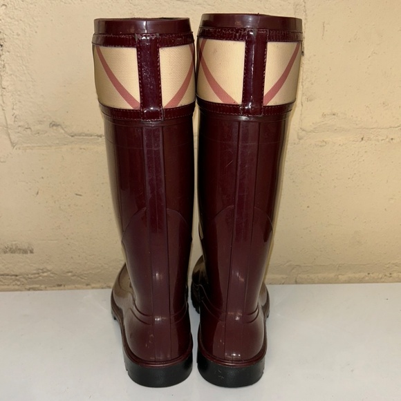 Burberry Rain Boots - Picture 3 of 11